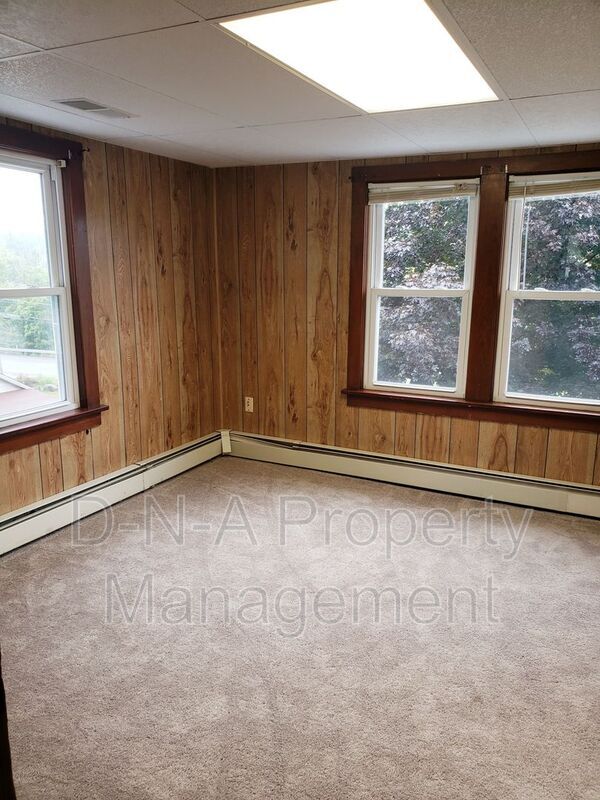 Building Photo - 2114 Paradise Trail