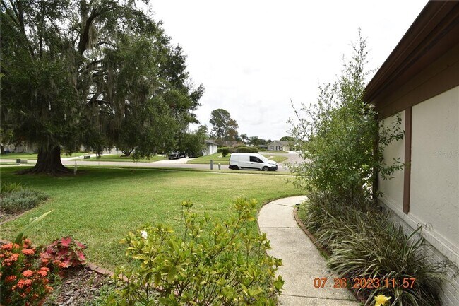 Foto del edificio - 9107 Cypresswood Cir