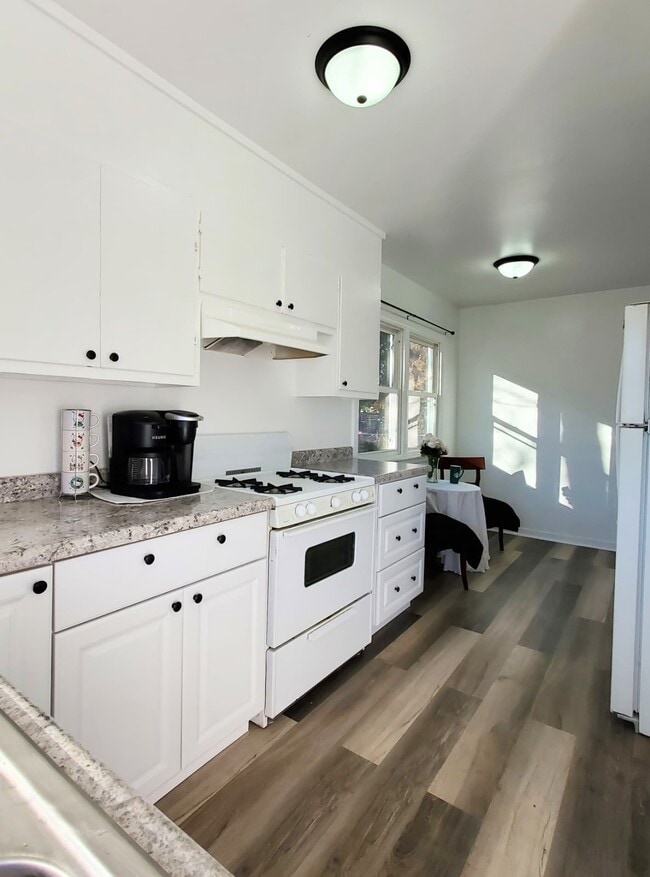 Full Sized Kitchen - 2705 Bemidji Ave N