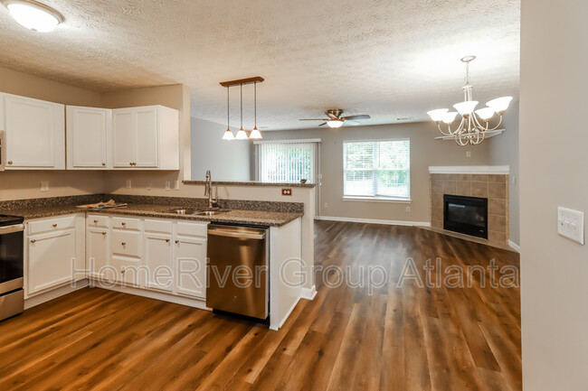 Building Photo - 725 Magnolia Gardens Walk
