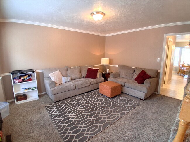 Foto del edificio - 361 N 700 E