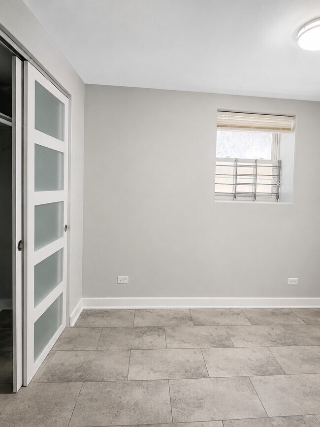 Foto del edificio - 1249 S Kolin Ave