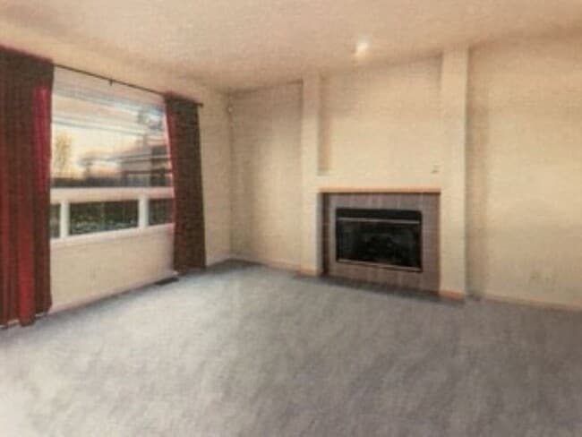 Building Photo - 10234 SE 186th St