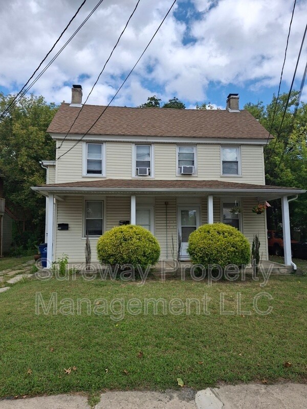 Foto principal - 25 E Camden Ave