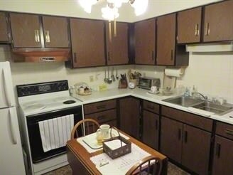 Kitchen - 304-318 N 6th St