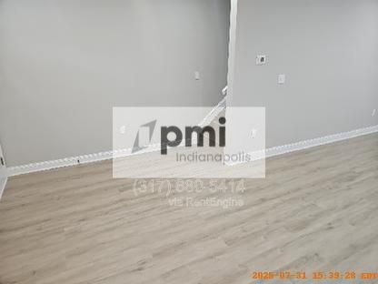 Foto del edificio - 640 N Parker Ave