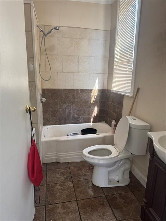 Foto del edificio - 25 Wesleyan Ave