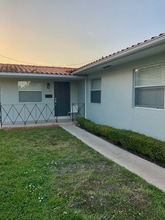 Building Photo - 1362 SW 67th Ave