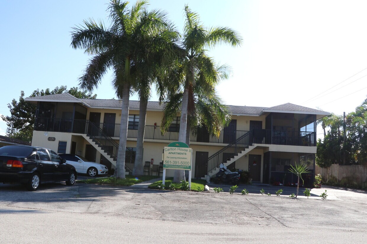 Foto del edificio - 520 NE 45th St