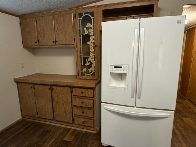 Building Photo - 4664 US-30