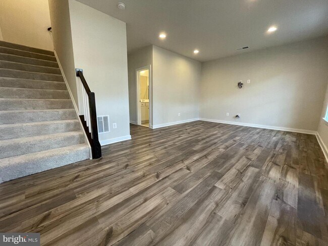 Foto del edificio - 253 Willis St