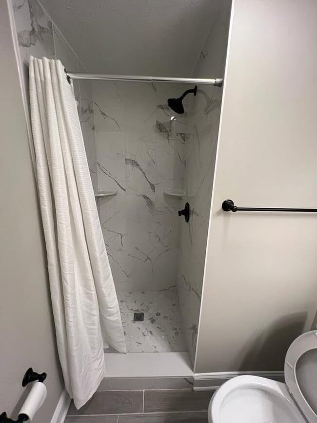 Building Photo - ?Newly Renovated Private Basement Suite – Frederick, MD ?