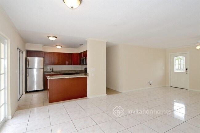 Building Photo - 6952 Tradewind Way