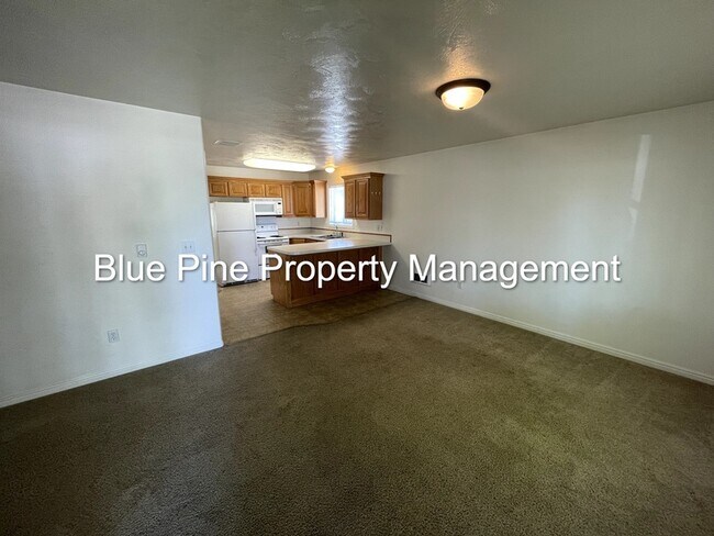 Building Photo - 3156 Chasewood Dr