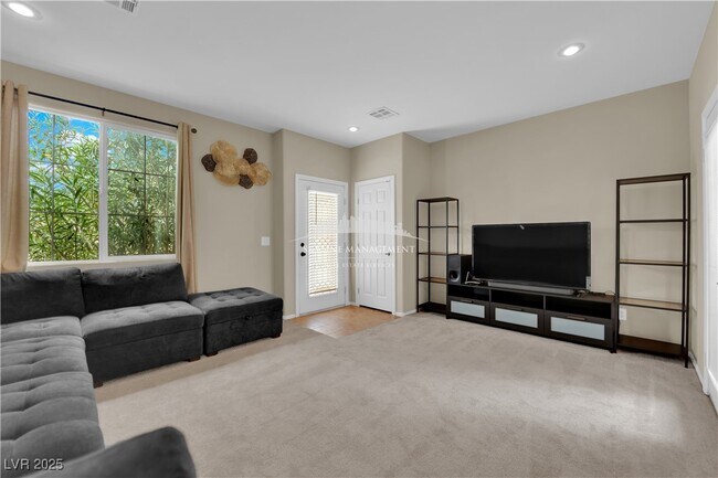 Foto del edificio - 7326 Padleymor St