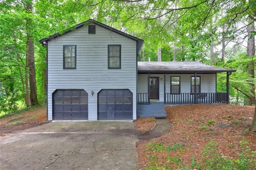 Primary Photo - 129 Lester Rd NW