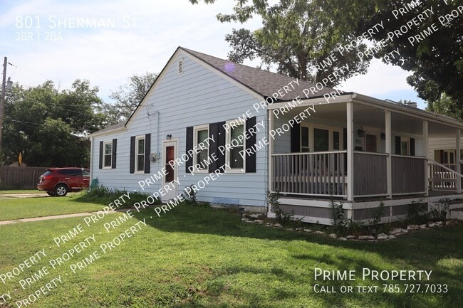 Building Photo - 801 Sherman St