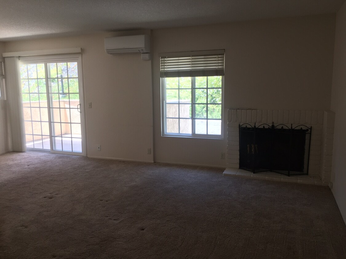 8278 Gilman Dr, La Jolla, CA 92037 Townhome Rentals in La Jolla CA