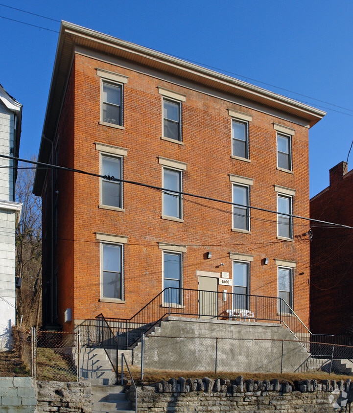 Foto del edificio - 1560 Tremont Ave