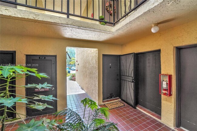 Foto del edificio - 13720 SW 90th Ave