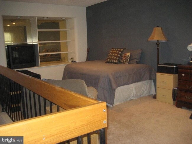 Building Photo - 298B Everly Ct