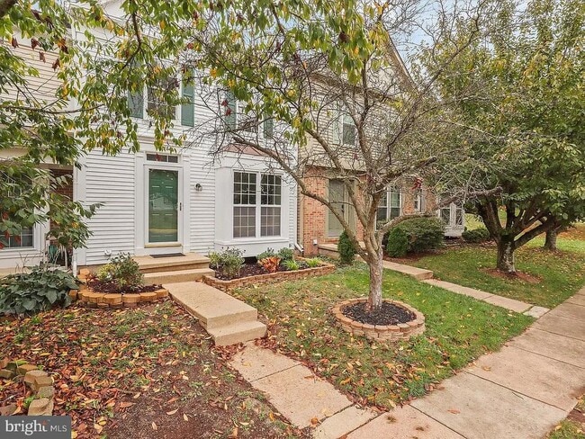 Building Photo - 43485 Plantation Terrace