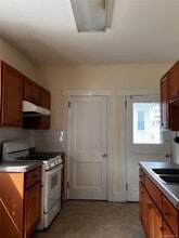 Building Photo - 187 Wickham Ave