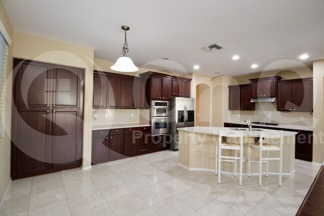 Foto del edificio - 728 E Hummingbird Way