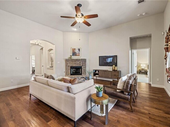 Building Photo - 1218 Old Ml Rd