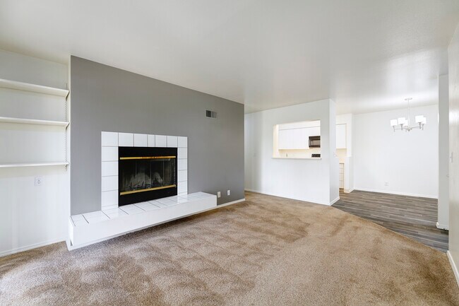 Foto del edificio - Benchmark Apartments