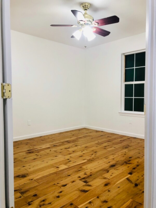 Building Photo - 128 E Main St