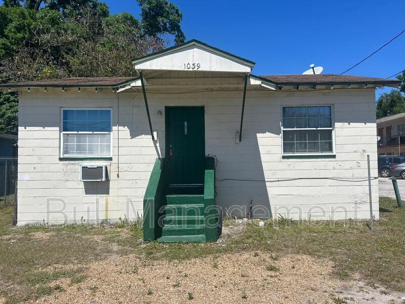 Primary Photo - 1039 Polk St