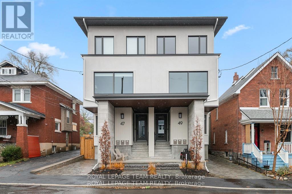 Primary Photo - 47-47 Grosvenor Ave