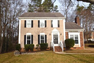 Building Photo - 2329 Century Oaks Ln