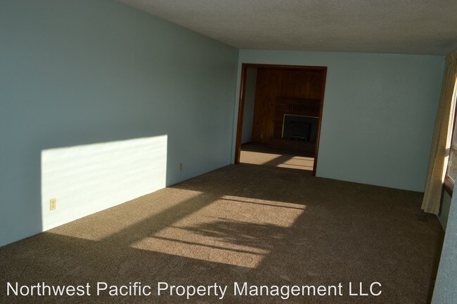Building Photo - 11826 Stayton Rd SE