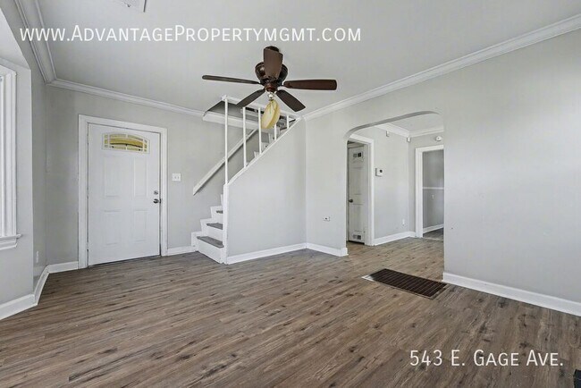 Foto del edificio - 543 E Gage Ave