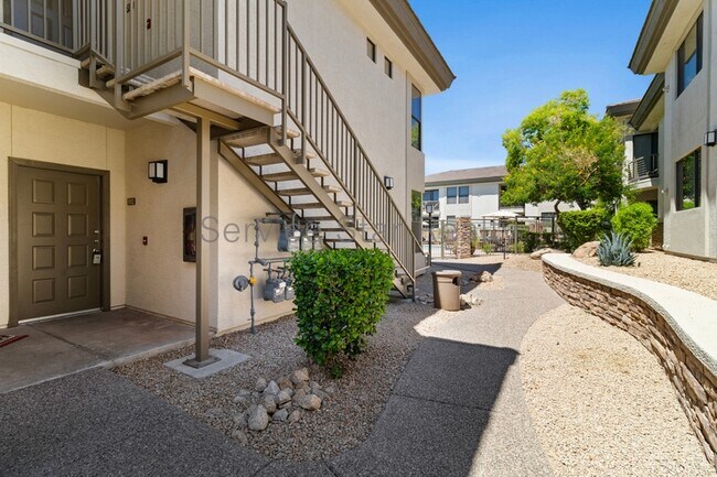 Foto del edificio - 6900 E Princess Dr