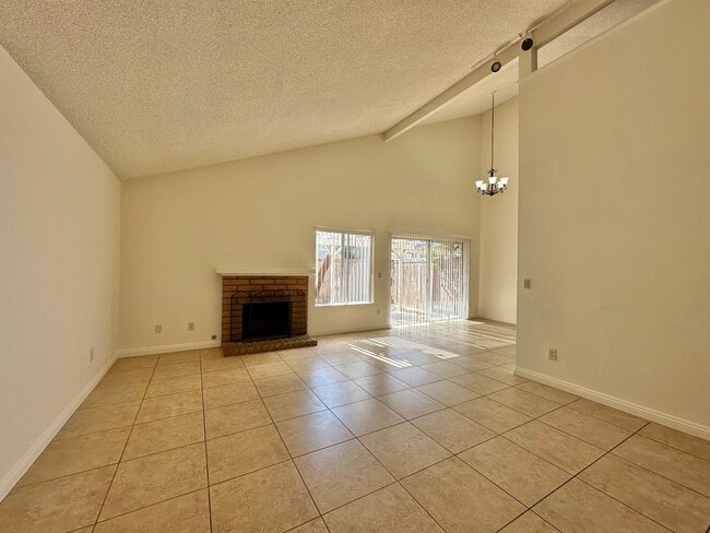 Building Photo - 7007 Pembridge Ln