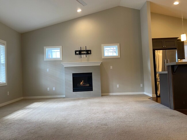 Foto del edificio - Updated single level 3 BR home in SE Bend ...