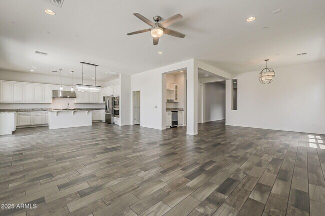 Foto del edificio - 17360 N 96th Way
