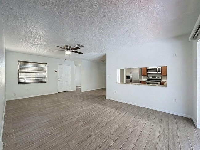 Building Photo - 7410 Dundee Ct