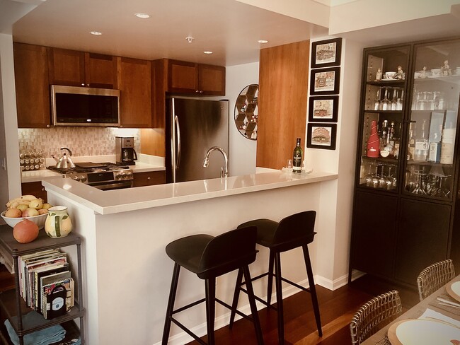 Kitchen - 400 Beale St