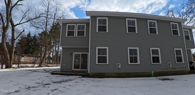 Building Photo - 745 Watervliet Shaker Rd