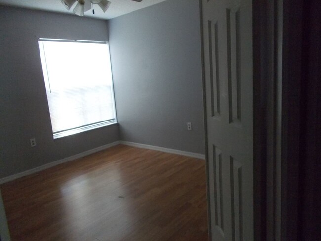 Building Photo - 1661 Windsor Oak Ct