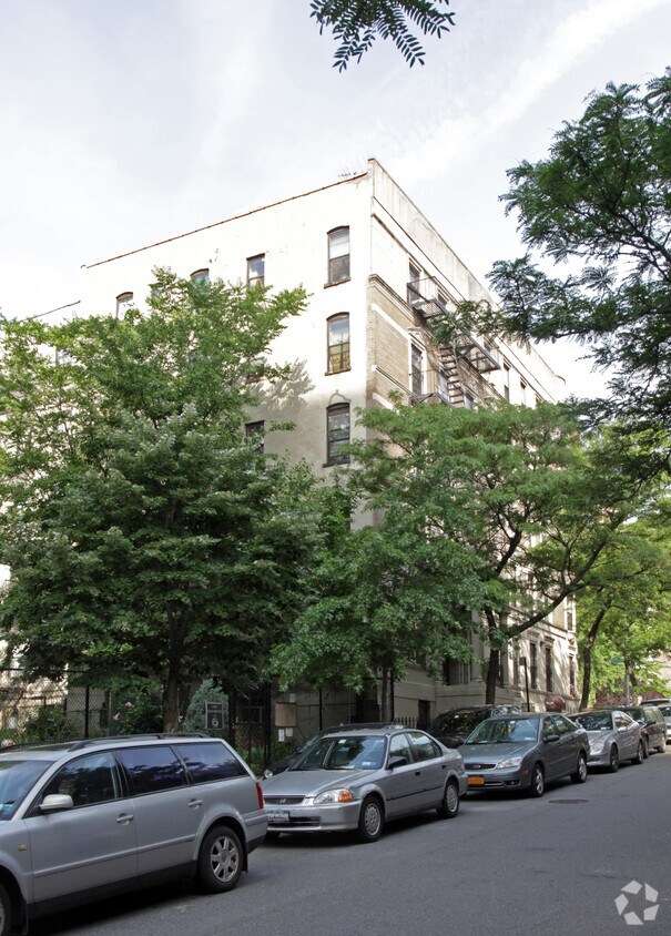 82-92 Manhattan, ¡alejado - 82-92 Manhattan Ave