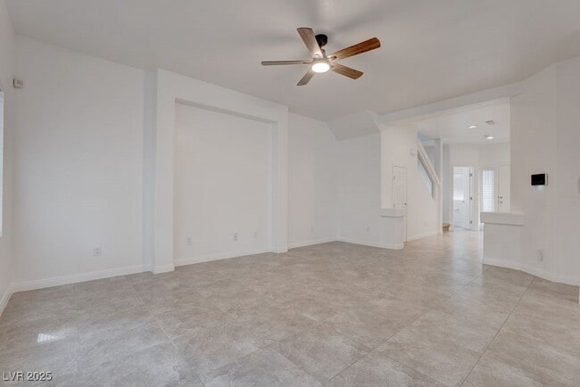 Building Photo - 6027 Gordon Creek Ave