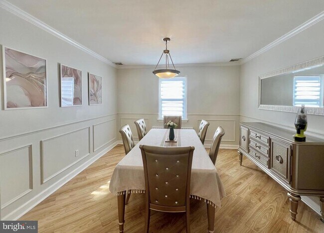 Foto del edificio - 17 Davis Ave