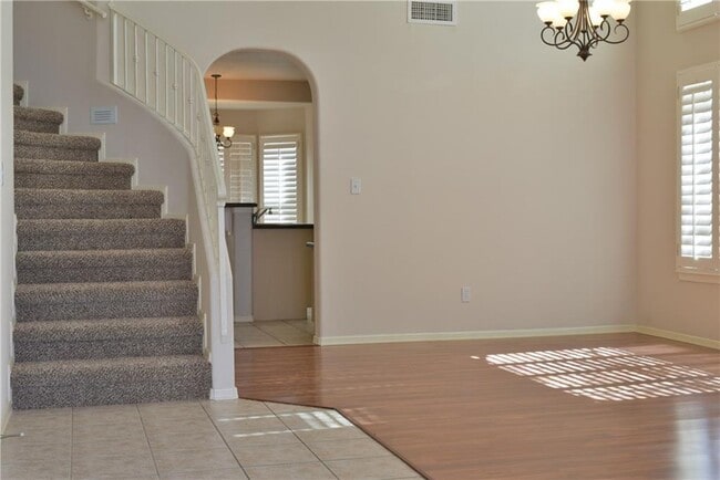 Building Photo - 6332 Franklin Vista Dr