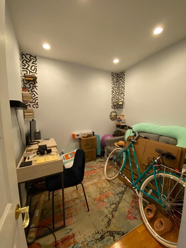 Building Photo - 3 Arlington