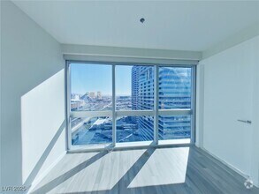 Building Photo - 4471 Dean Martin Dr